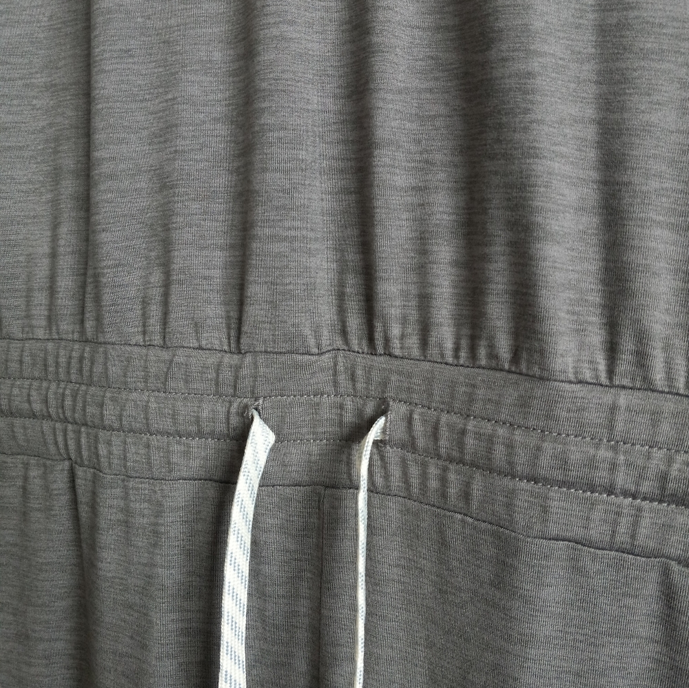 Vuori Lux Intentions Wide Leg Jumpsuit Smoke Heather L - Picture 7 of 15